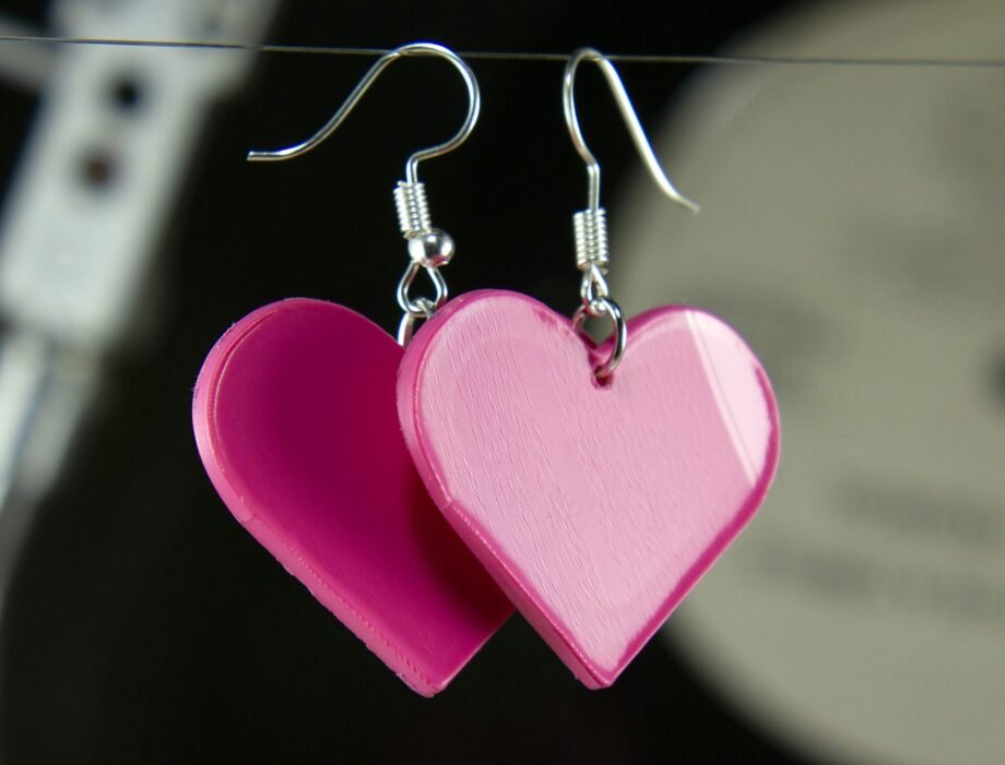 Hearts Dangle Small Earrings - GRandDesignFYI